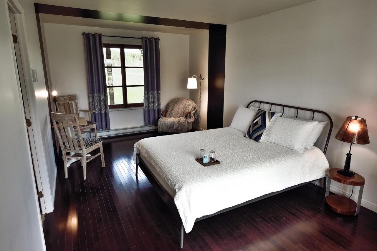Auberge Le 112 Saint-André エクステリア 写真